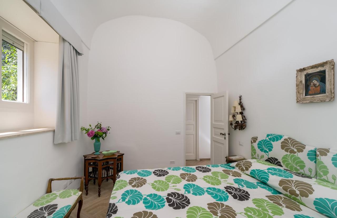 I Tre Soli Apartments By Caprirooms Extérieur photo