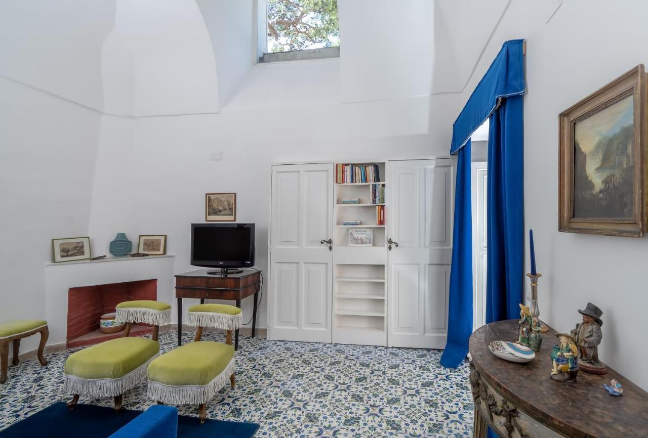 I Tre Soli Apartments By Caprirooms Extérieur photo
