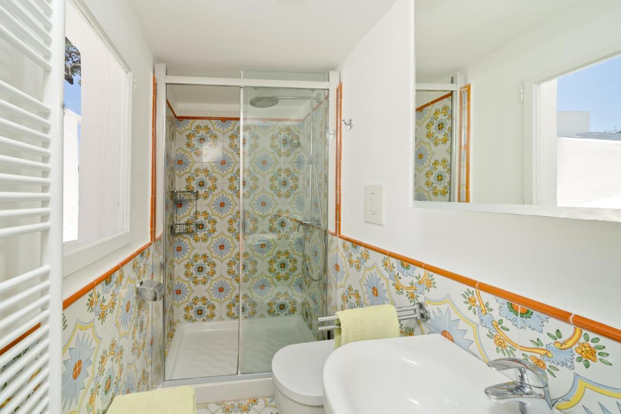 I Tre Soli Apartments By Caprirooms Extérieur photo