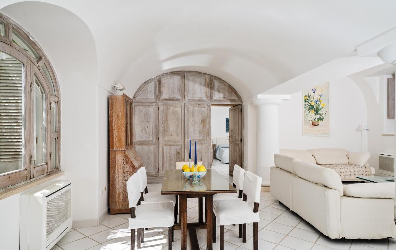 I Tre Soli Apartments By Caprirooms Extérieur photo