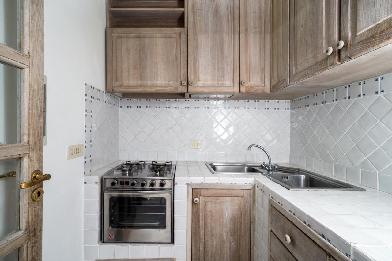 I Tre Soli Apartments By Caprirooms Extérieur photo