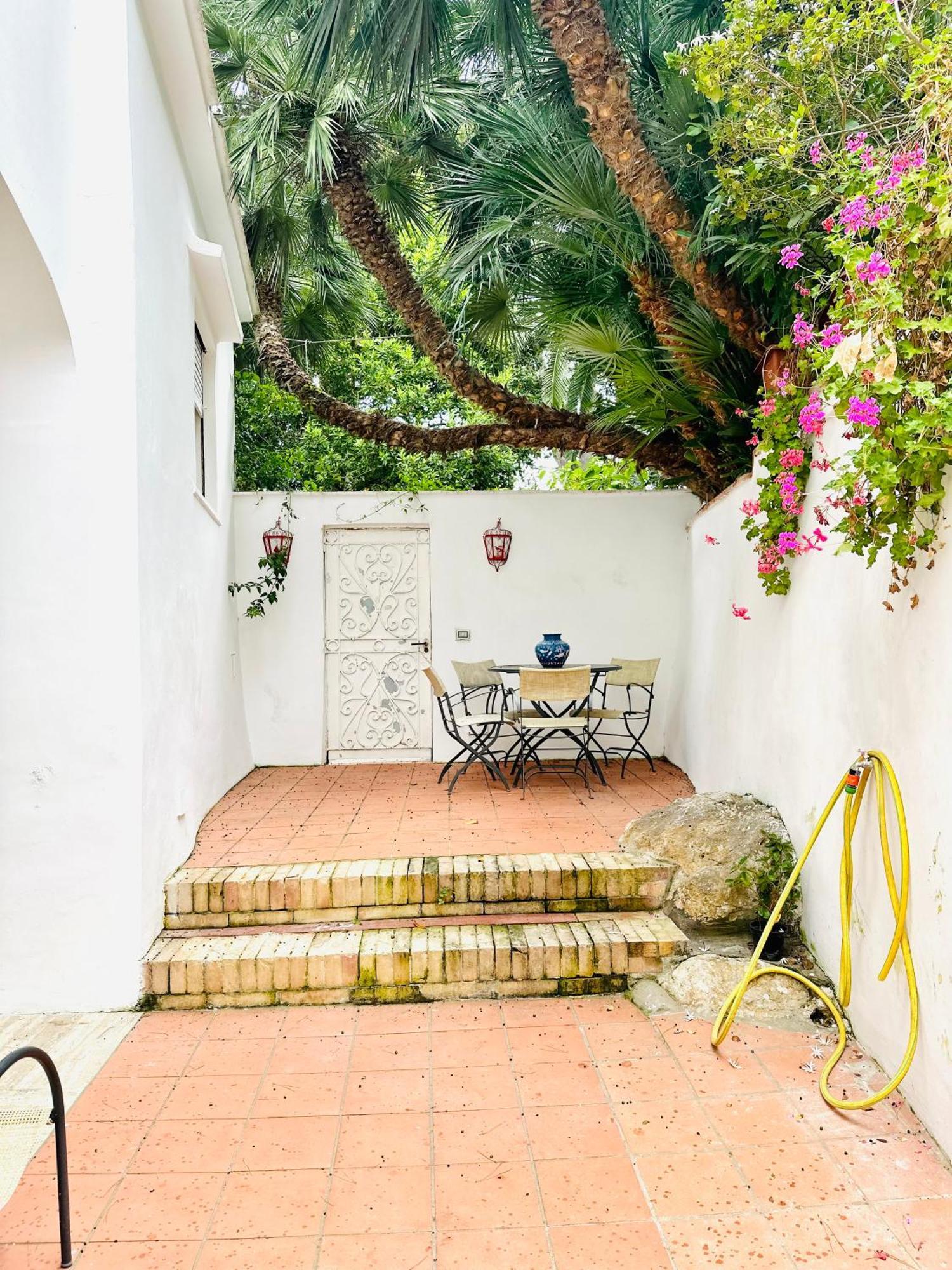 I Tre Soli Apartments By Caprirooms Extérieur photo