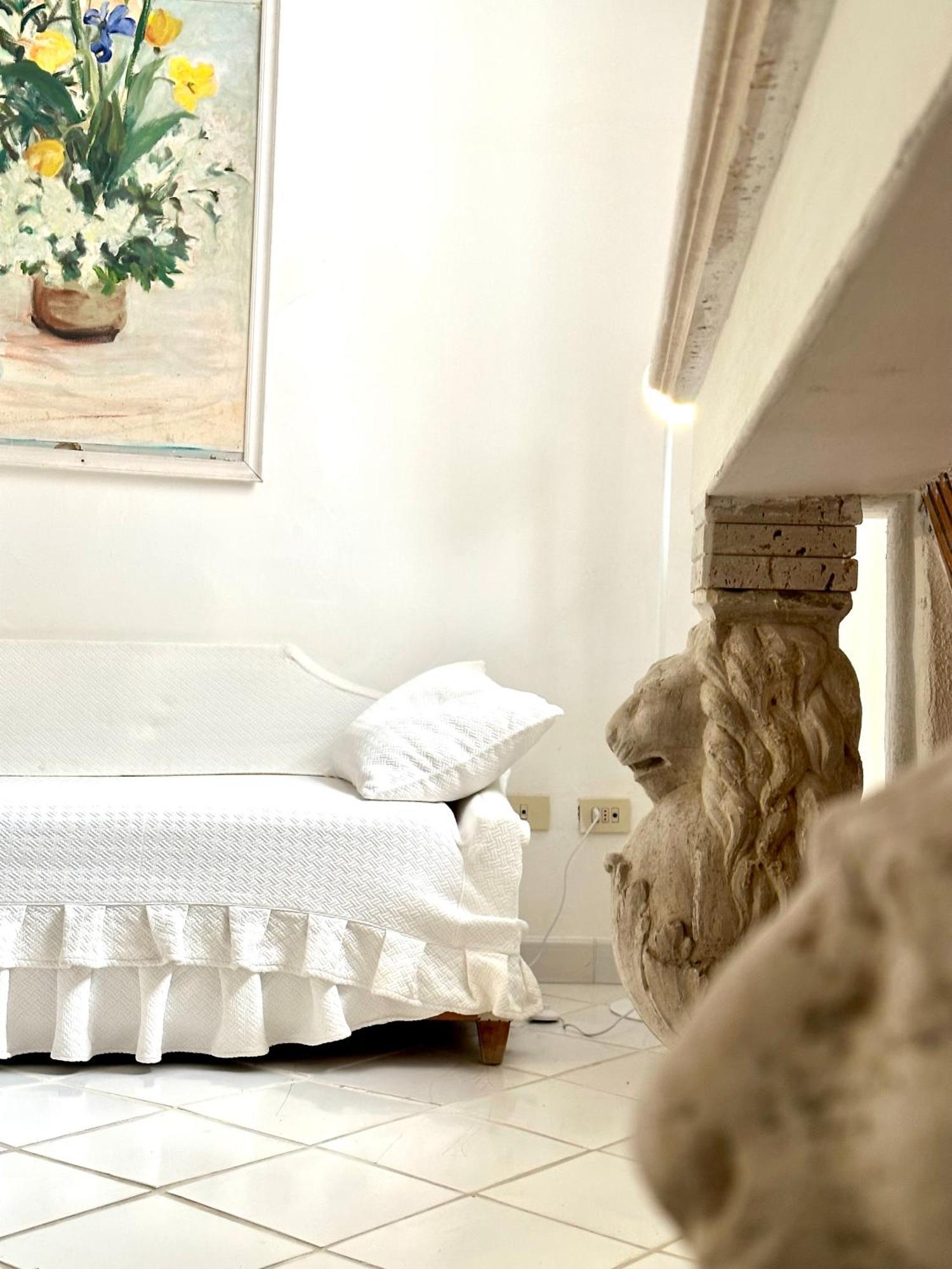 I Tre Soli Apartments By Caprirooms Extérieur photo